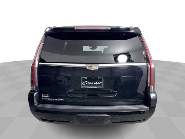 Used 2017 Cadillac Escalade Platinum AWD/4WD image 7