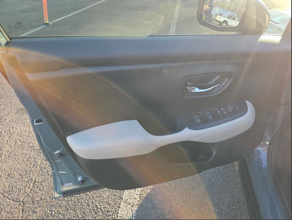 Used 2026 Honda HR-V LX image 15