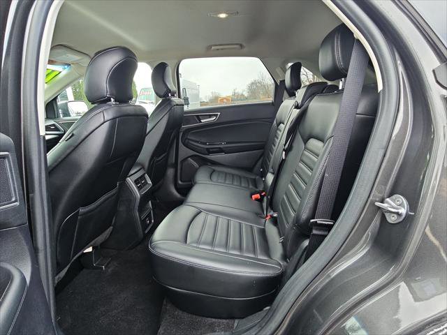 Used 2019 Ford Edge SEL w/ Equipment Group 201A image 20