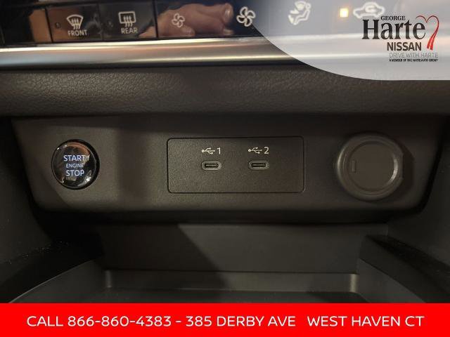 Certified 2025 Nissan Rogue SV image 12