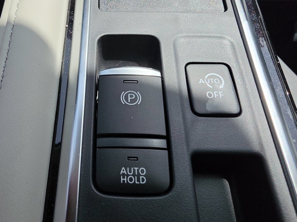 New 2026 Nissan Pathfinder SL FWD image 37