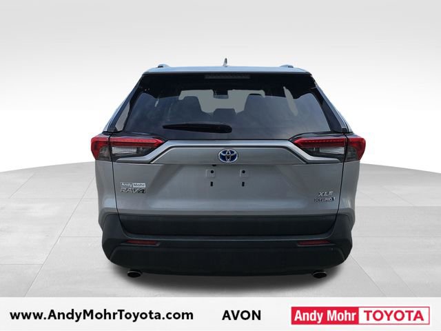 Used 2022 Toyota RAV4 XLE w/ Convenience Package image 6