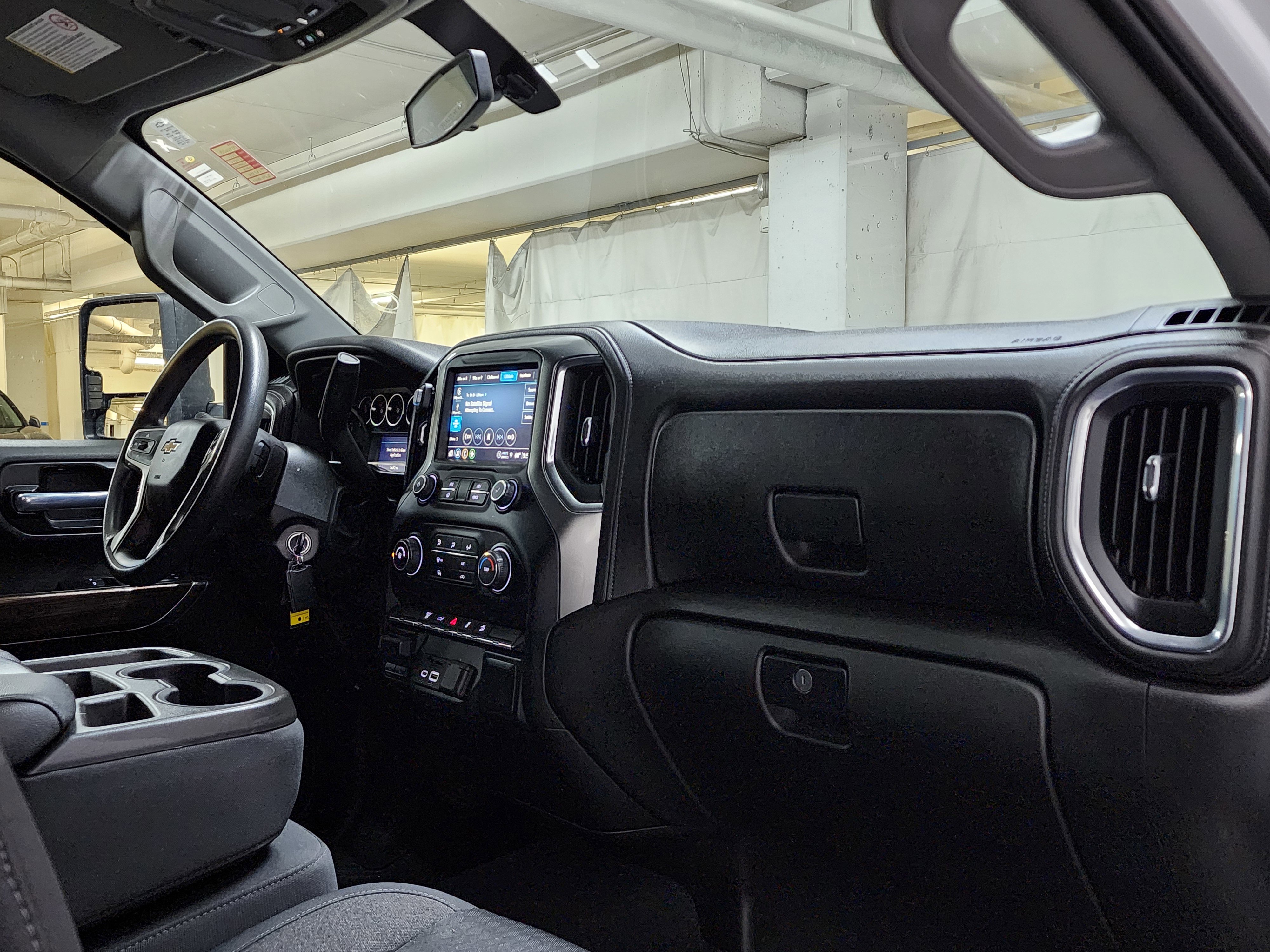 Used 2021 Chevrolet Silverado 2500 LT w/ Z71 Off-Road Package AWD/4WD image 21