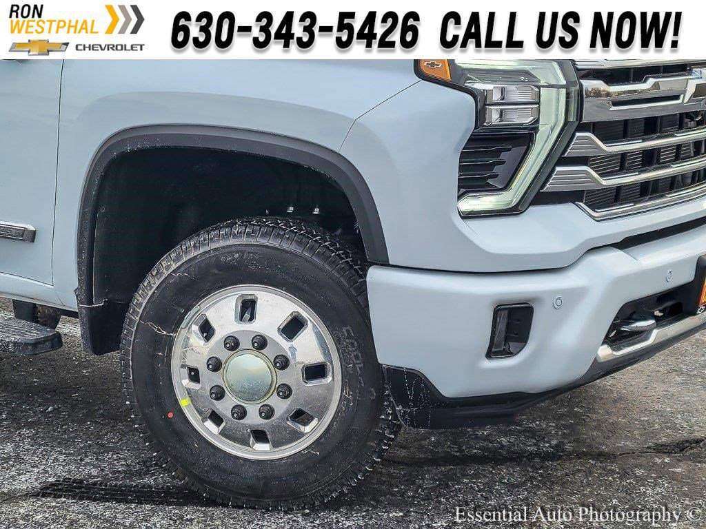 New 2026 Chevrolet Silverado 3500 High Country w/ High Country Premium Package image 3