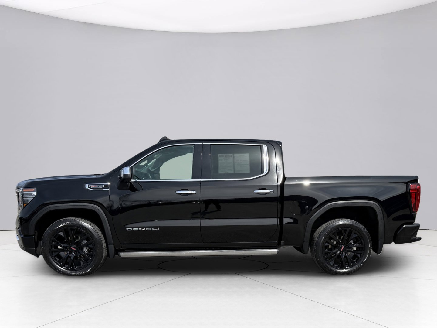 Used 2023 GMC Sierra 1500 Denali w/ Technology Package image 8