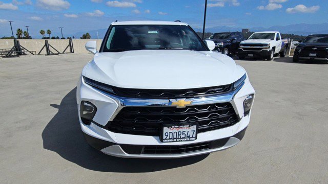 Used 2023 Chevrolet Blazer LT w/ Convenience Package FWD image 3