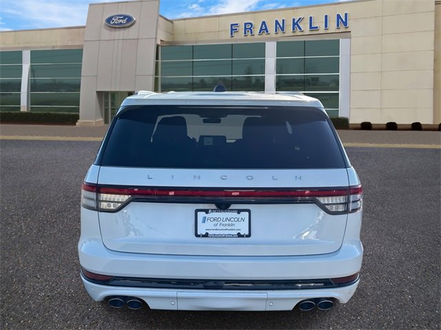 New 2026 Lincoln Aviator AWD w/ Jet Appearance Package image 6