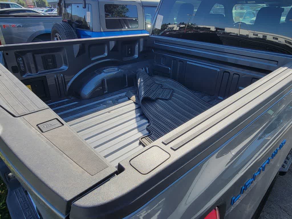 Certified 2025 Ford F150 Lightning Flash AWD/4WD image 9