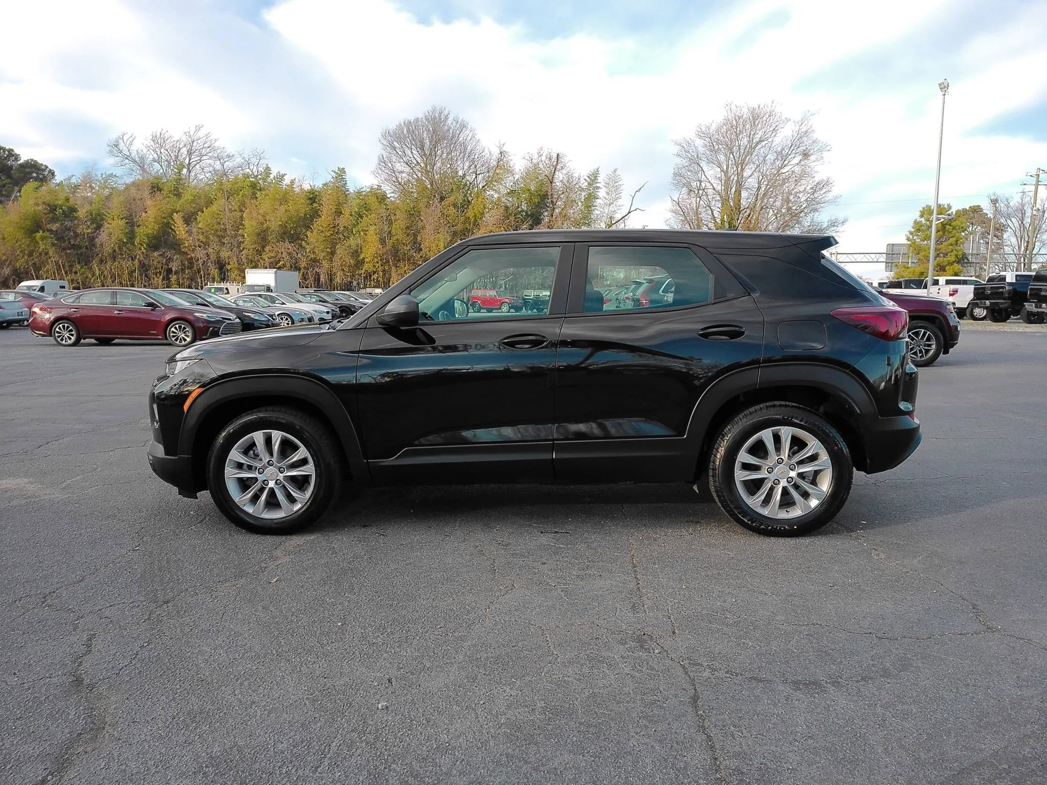 Used 2021 Chevrolet TrailBlazer LS image 10