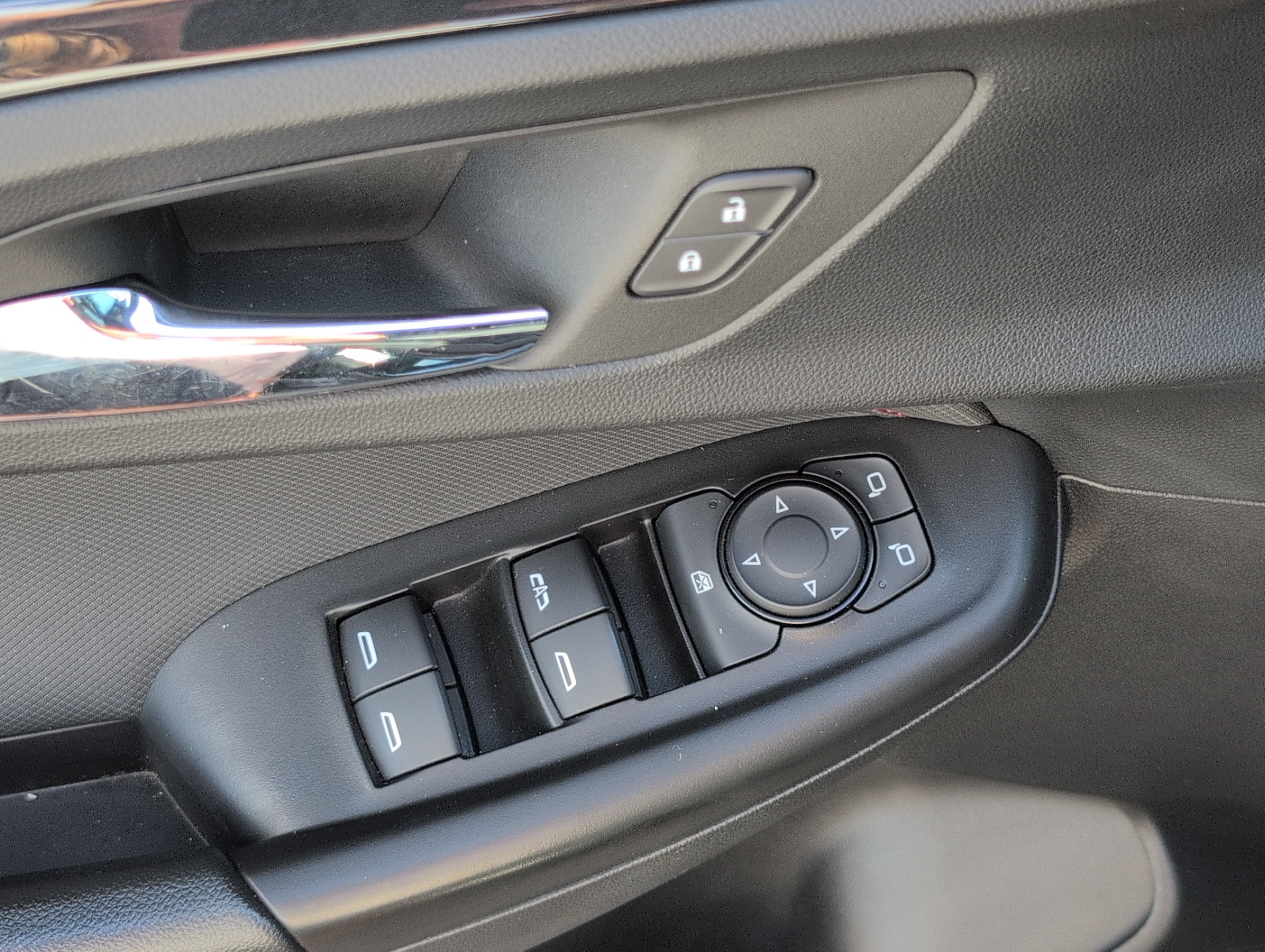 Used 2023 Chevrolet TrailBlazer RS w/ Convenience Package FWD image 16