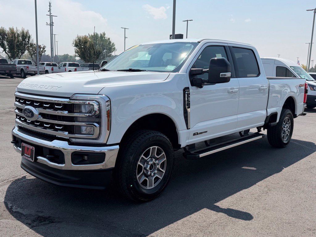 Used 2025 Ford F250 Lariat AWD/4WD image 11