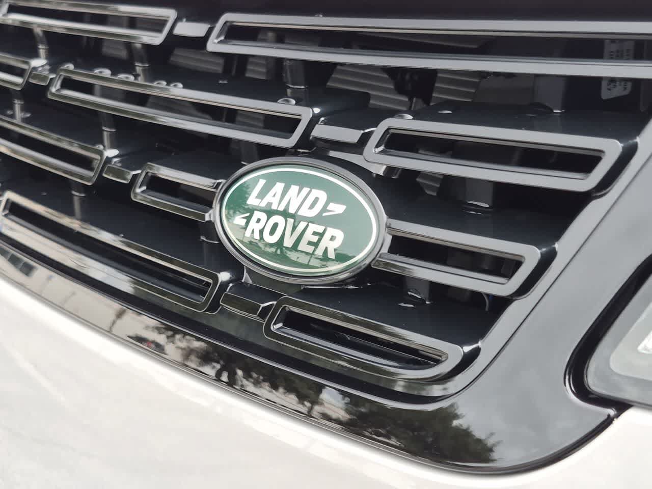 New 2027 Land Rover Range Rover Sport Dynamic SE AWD/4WD image 12