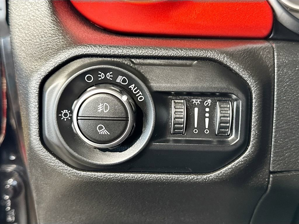 Used 2021 Jeep Gladiator Rubicon image 19