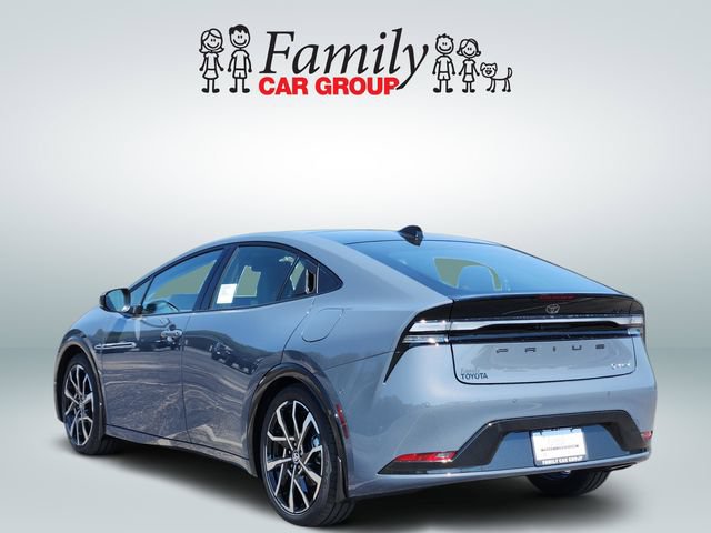 New 2026 Toyota Prius Plug-In Hybrid FWD image 3