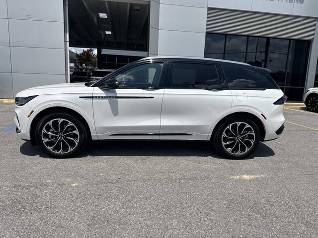 New 2026 Lincoln Nautilus Reserve AWD/4WD image 6