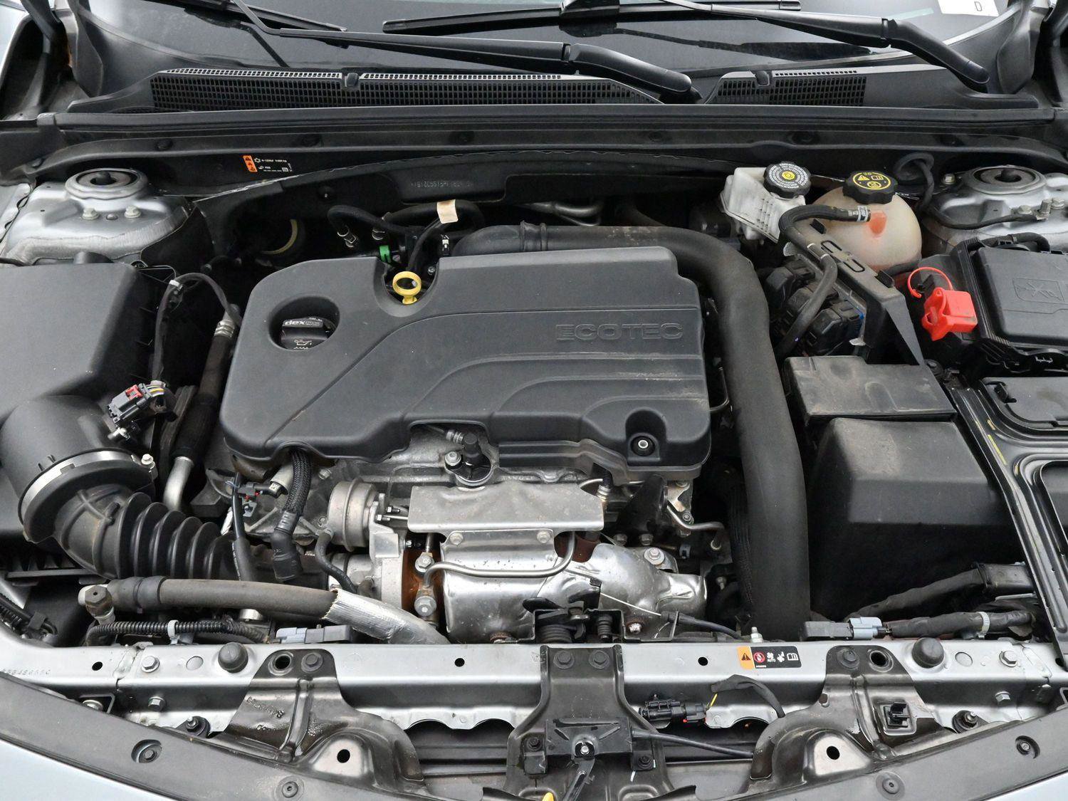 Used 2023 Chevrolet Malibu LS image 33