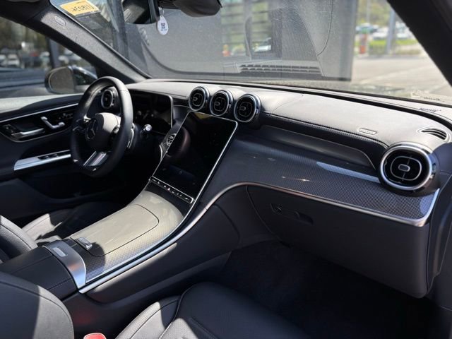 Used 2026 Mercedes-Benz GLC 300 4MATIC image 44