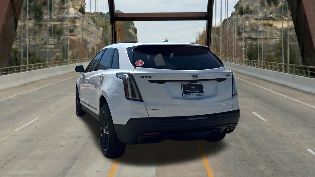 New 2026 Cadillac XT5 Sportv w/ LPO, Onyx Lite Package AWD/4WD image 7