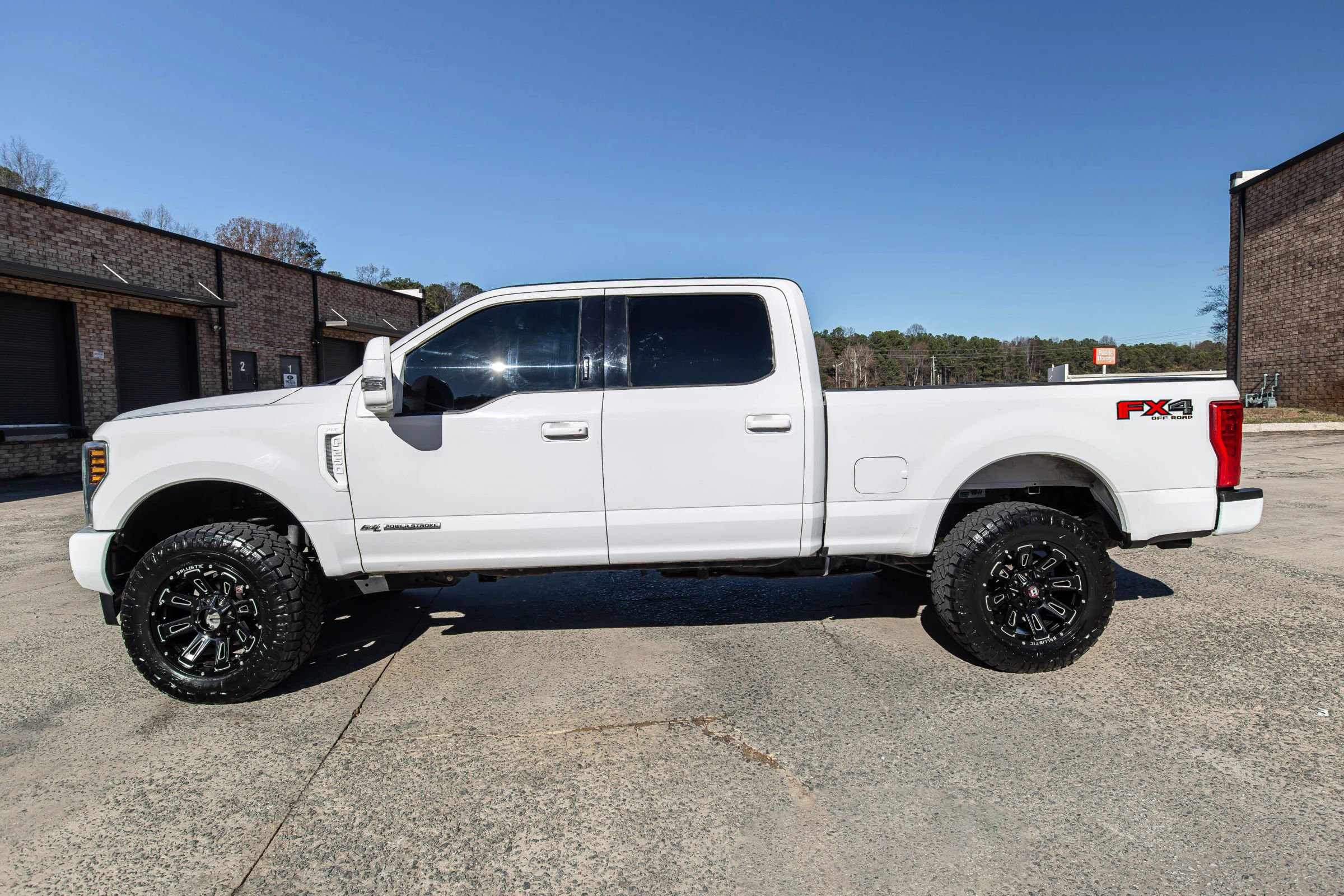 Used 2018 Ford F250 XLT w/ XLT Value Package image 6