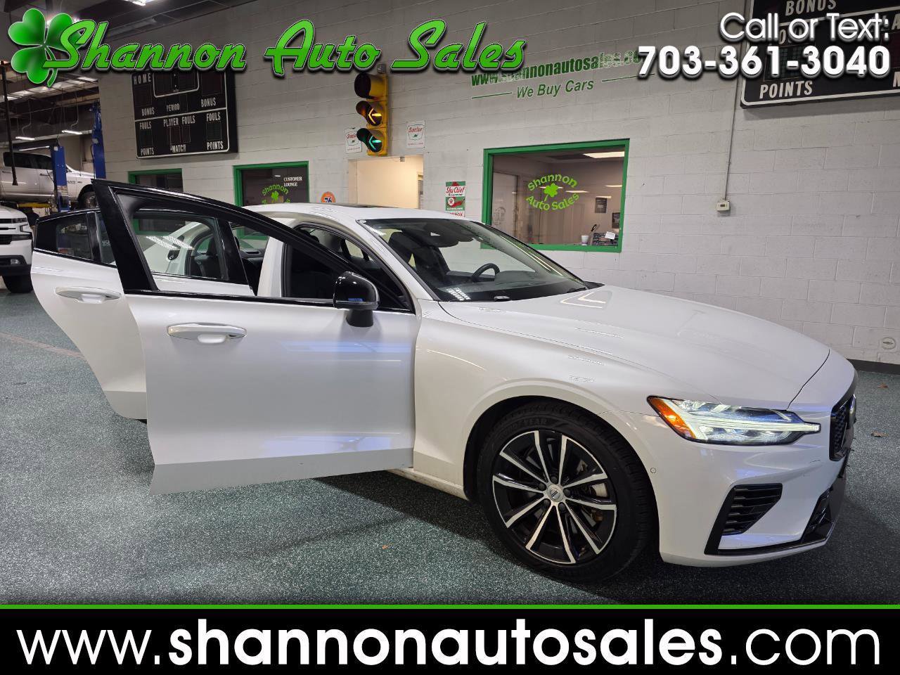 Used 2023 Volvo S60 T8 Plus AWD/4WD image 1