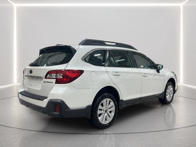 Used 2018 Subaru Outback 2.5i AWD/4WD image 5