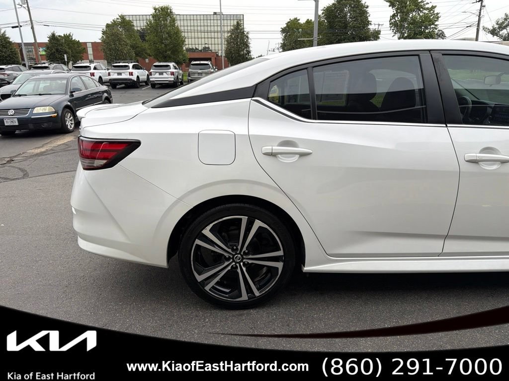 Used 2023 Nissan Sentra SR w/ SR Premium Package FWD image 7