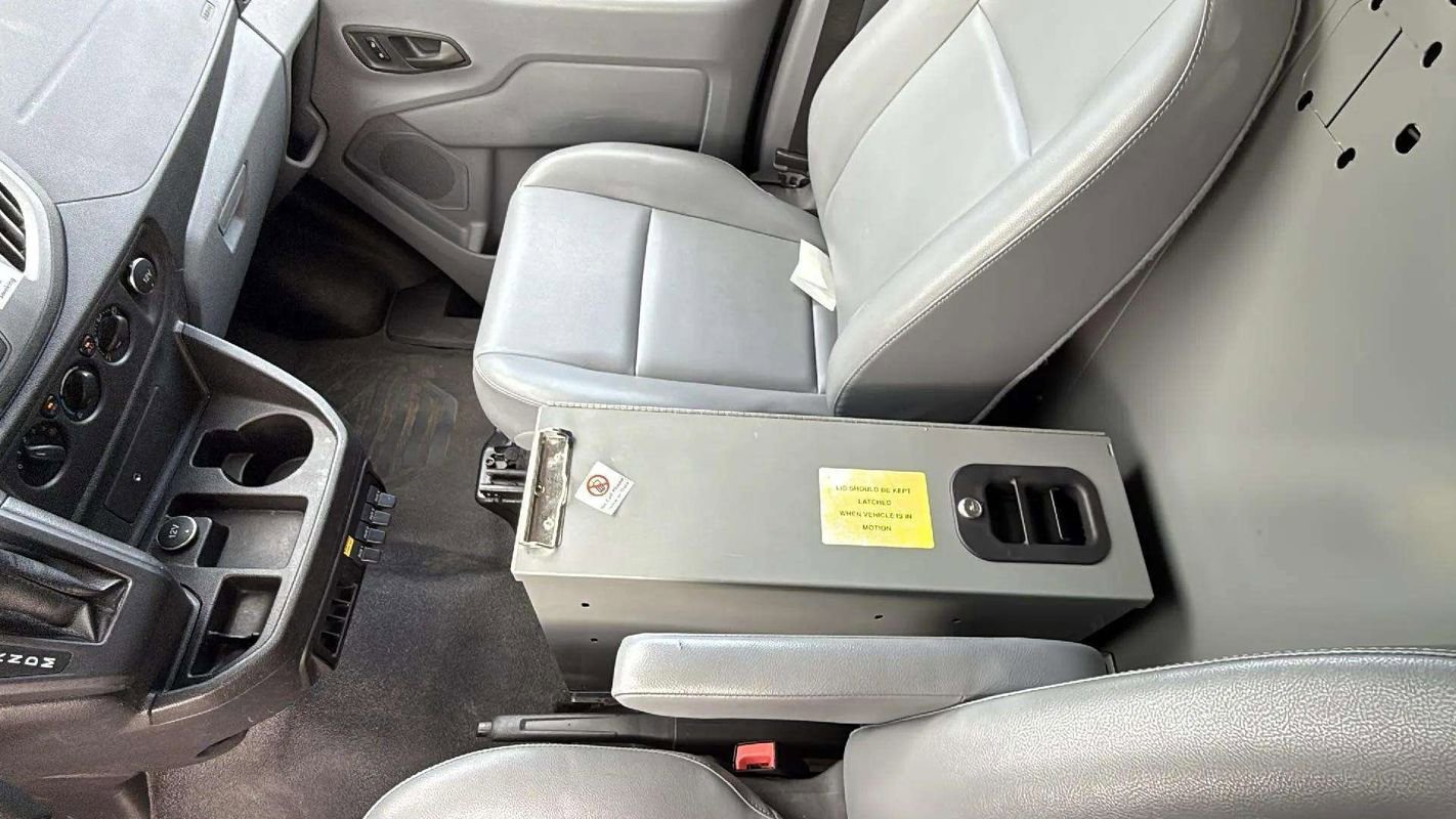 Used 2017 Ford Transit 250 148 Medium Roof image 12