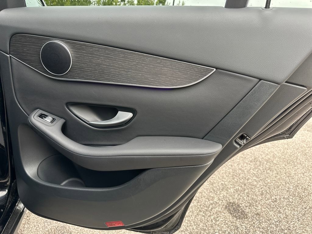 Certified 2022 Mercedes-Benz GLC 300 GLC 300 w/ Premium Package Lite image 32