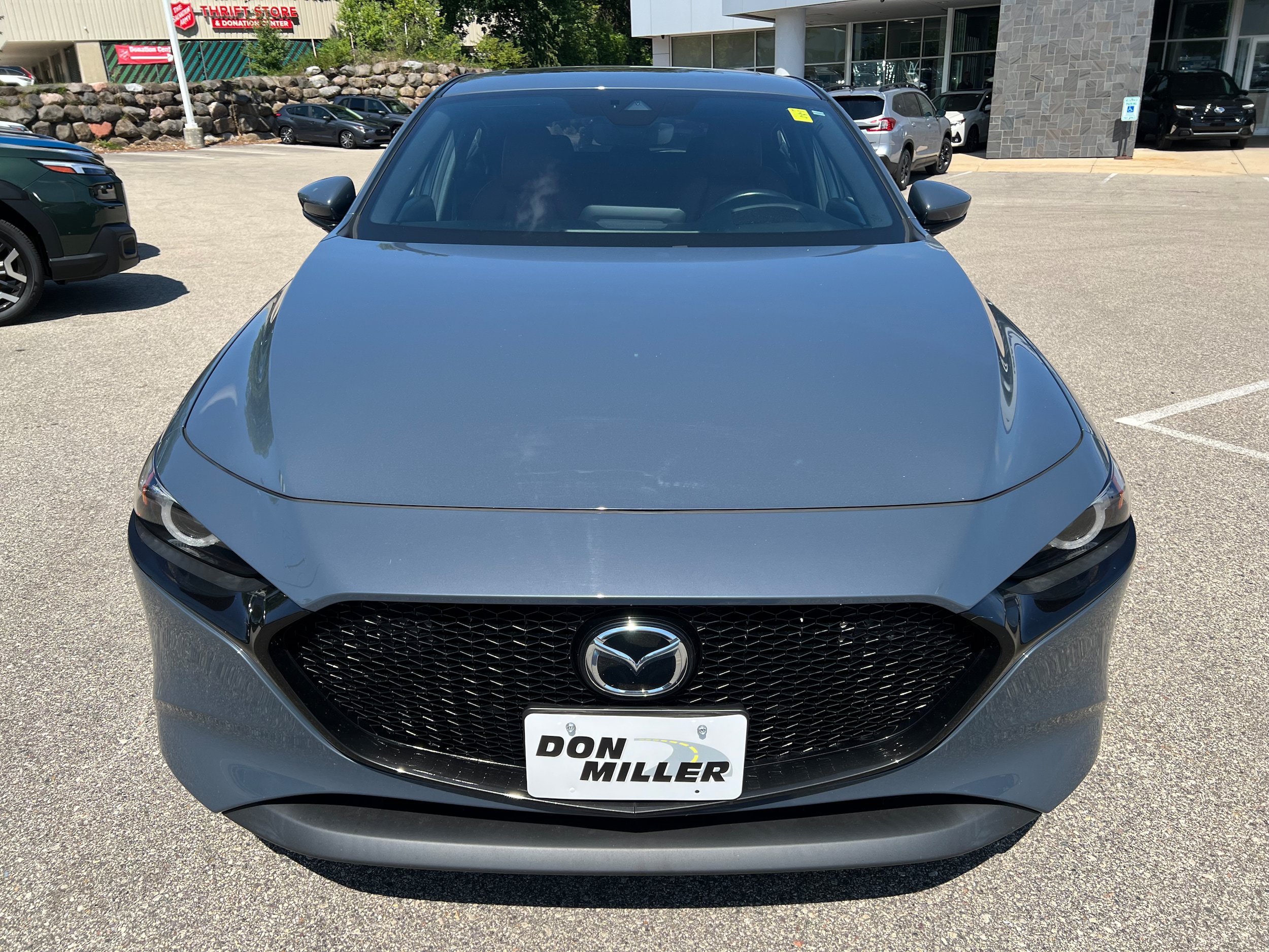 Used 2021 MAZDA MAZDA3 s FWD image 2