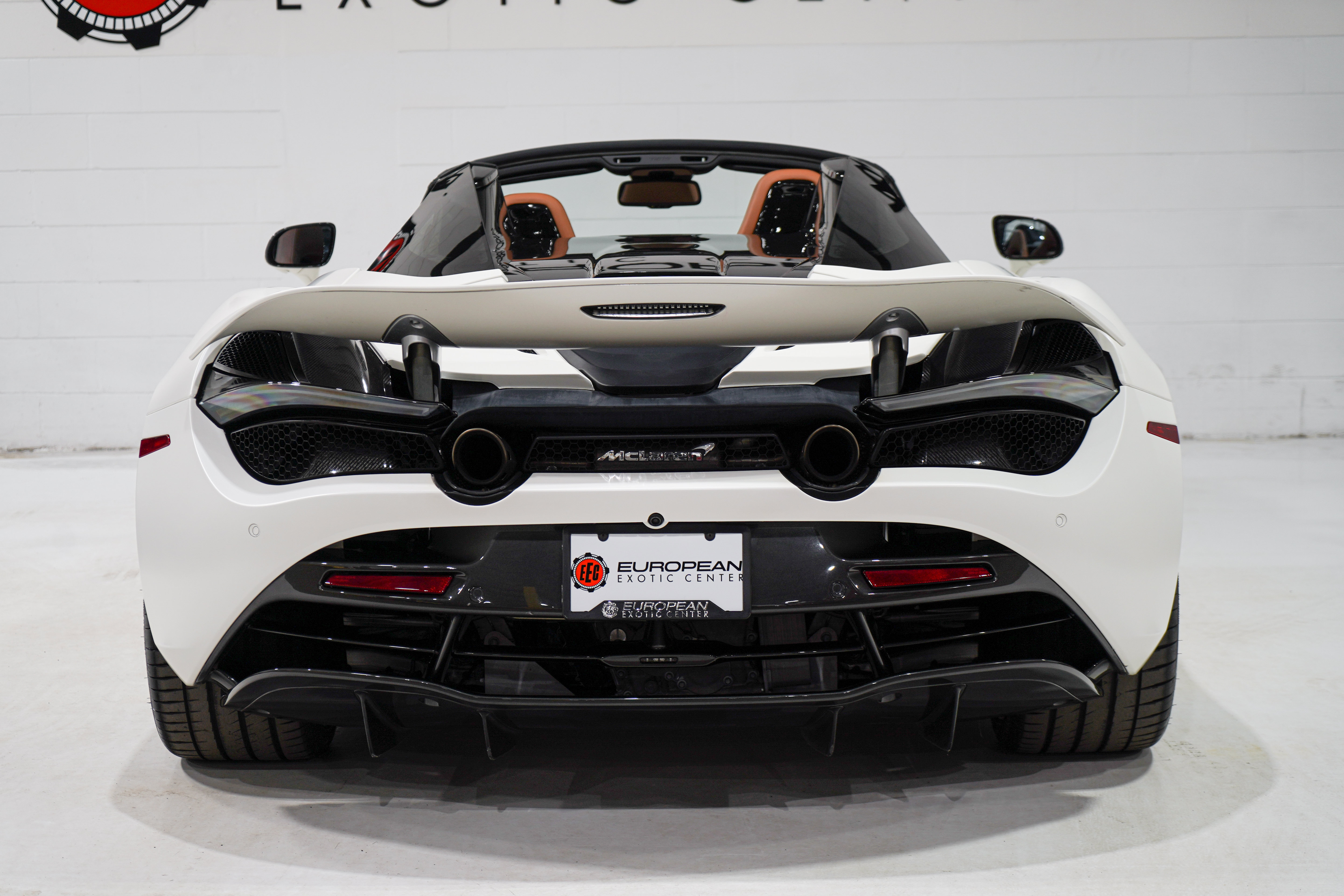 Used 2020 McLaren 720S Spider RWD image 36