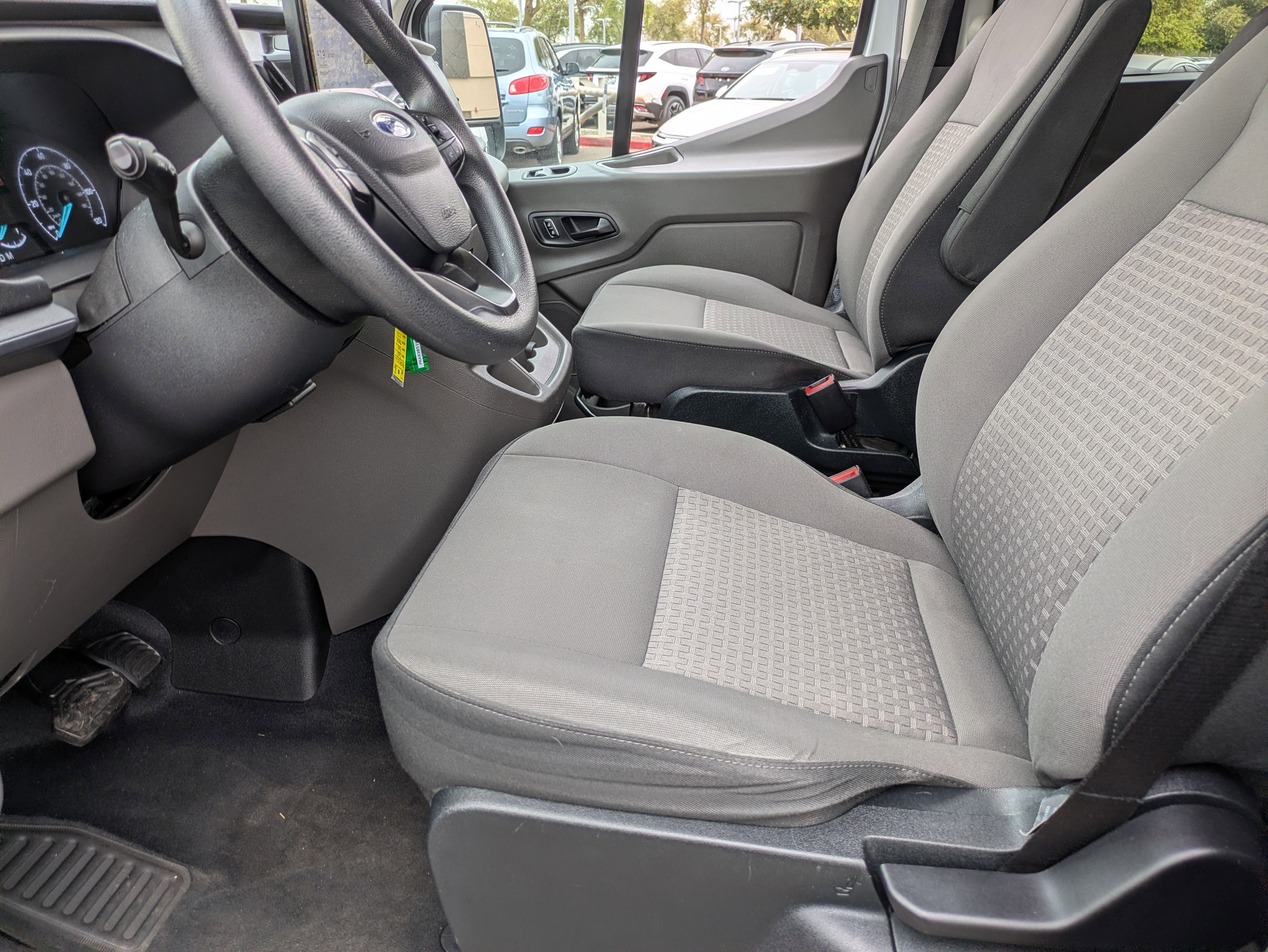 Used 2023 Ford Transit 350 XLT image 18