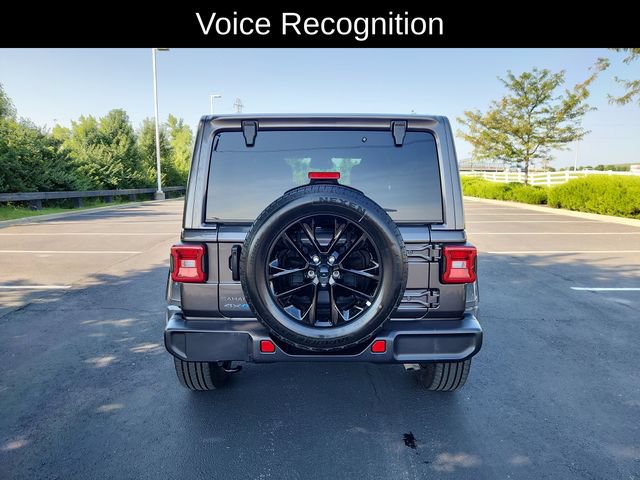 Used 2025 Jeep Wrangler Unlimited Sahara AWD/4WD image 8