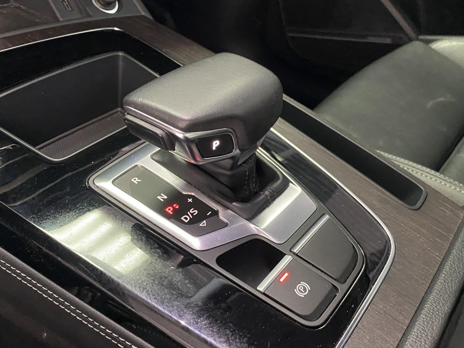 Used 2023 Audi Q5 e Premium Plus w/ Premium Plus Package AWD/4WD image 26