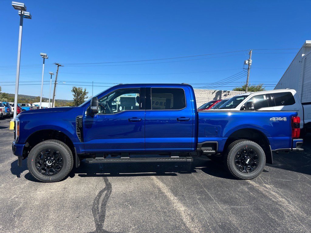 New 2026 Ford F250 4x4 Crew Cab Super Duty image 2