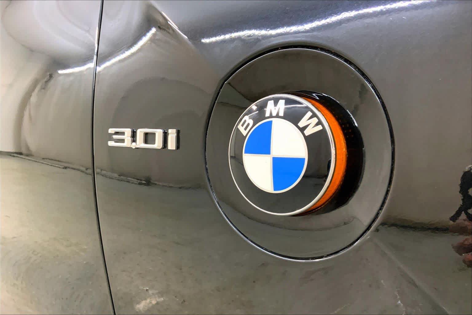 Used 2004 BMW Z4 3.0i RWD image 9