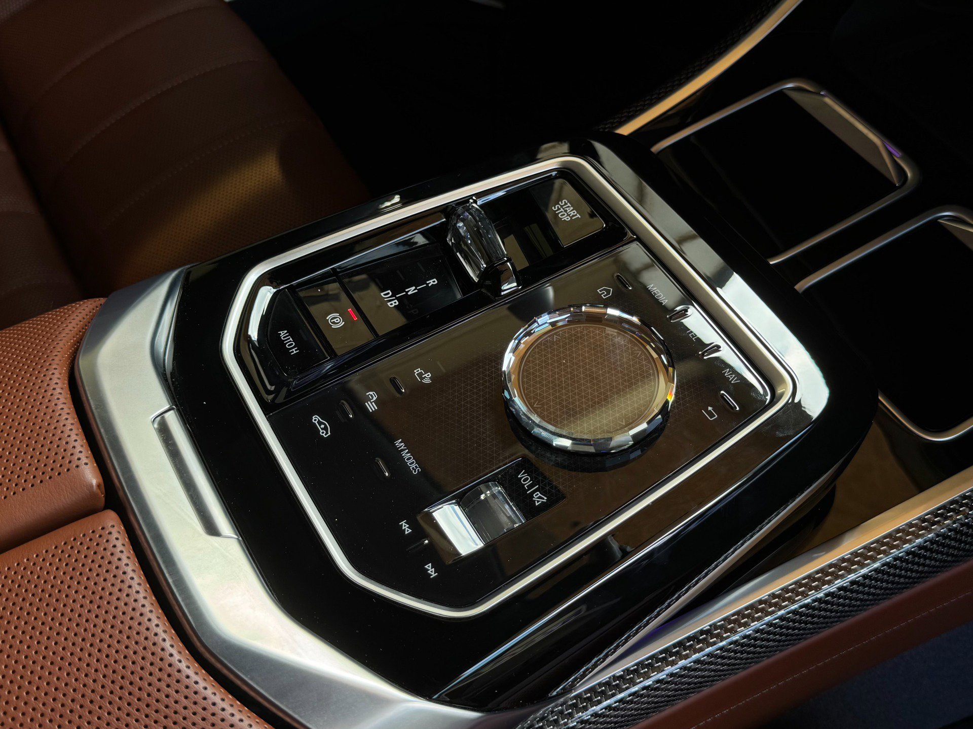 Used 2025 BMW i7 eDrive50 w/ Executive Package image 26