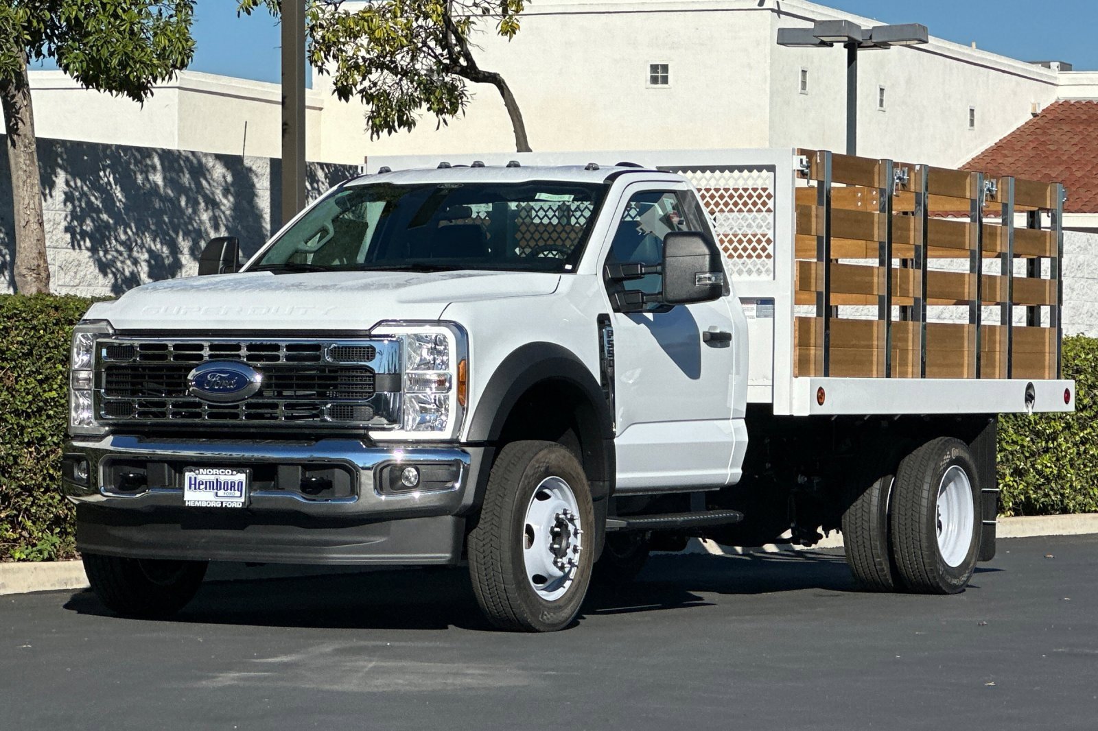 New 2025 Ford F550 2WD Regular Cab Super Duty image 8