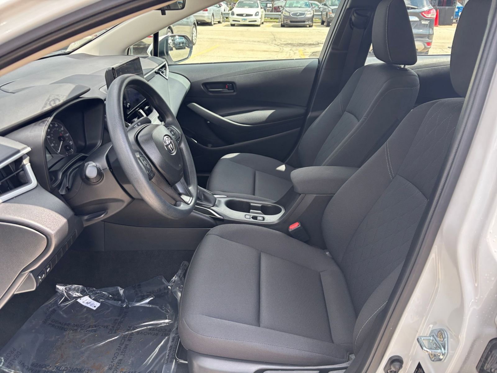 Used 2025 Toyota Corolla LE image 24