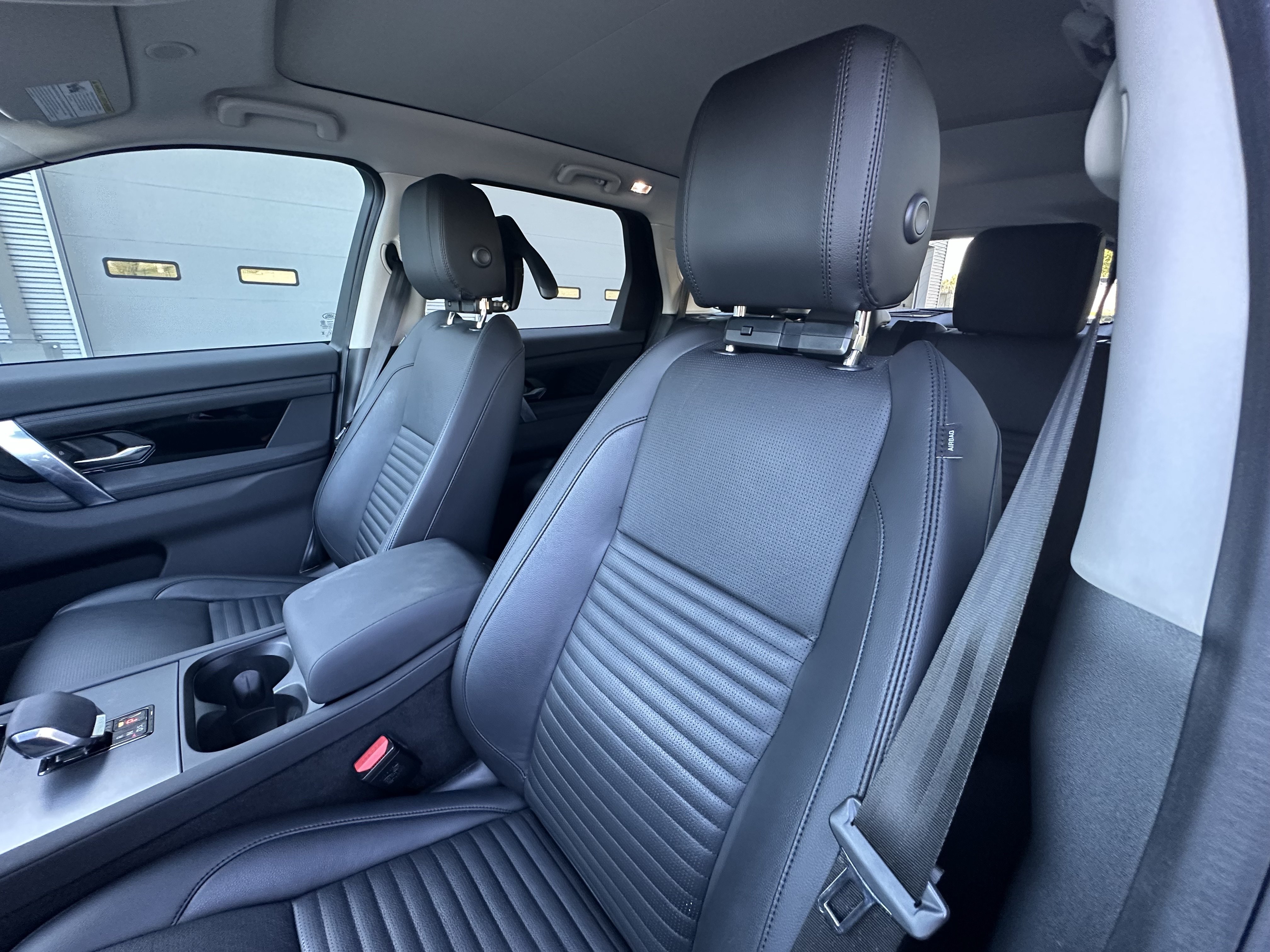 Certified 2025 Land Rover Discovery Sport S AWD/4WD image 17