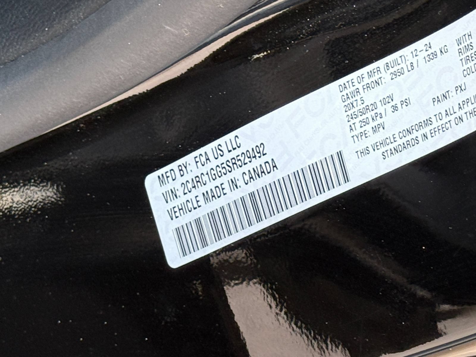 Used 2025 Chrysler Pacifica Limited FWD image 32