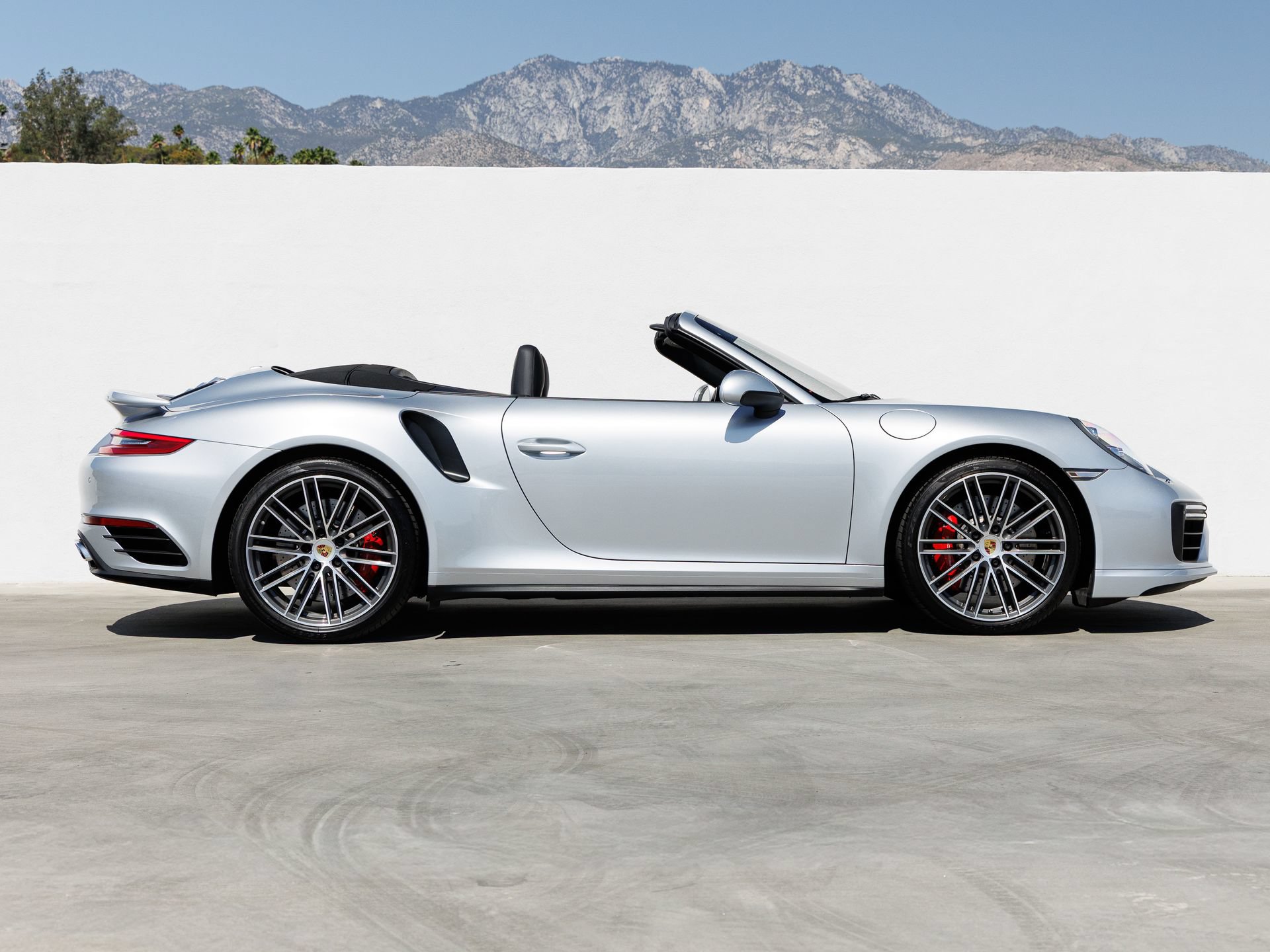 Certified 2017 Porsche 911 Turbo AWD/4WD image 8
