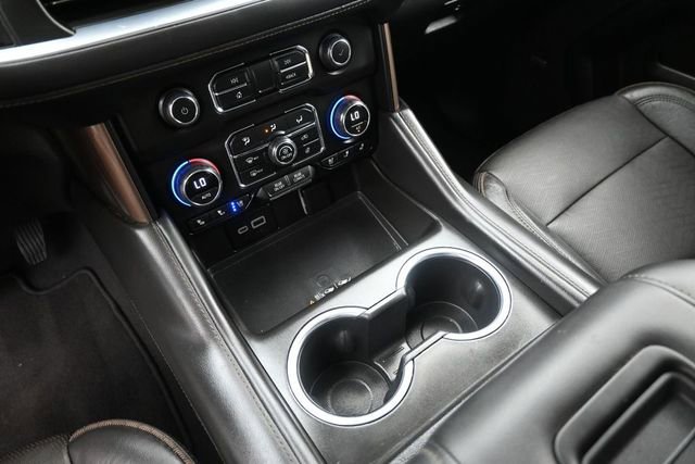 Used 2023 Chevrolet Tahoe High Country w/ Advanced Technology Package RWD image 32