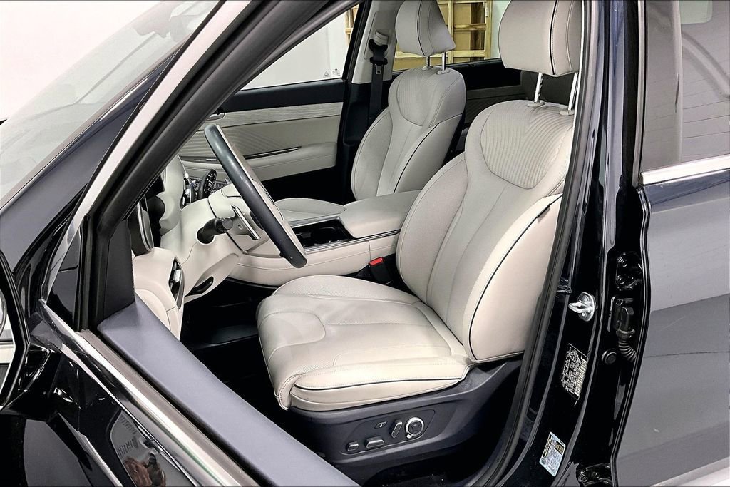 Used 2025 Hyundai Palisade Calligraphy image 33