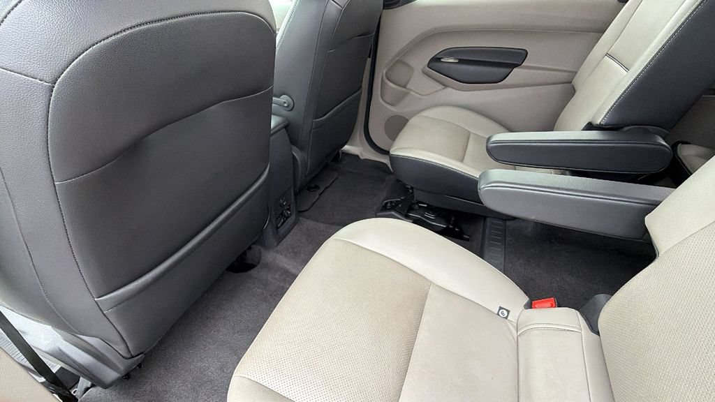 Used 2018 Ford Transit Connect Titanium FWD image 24