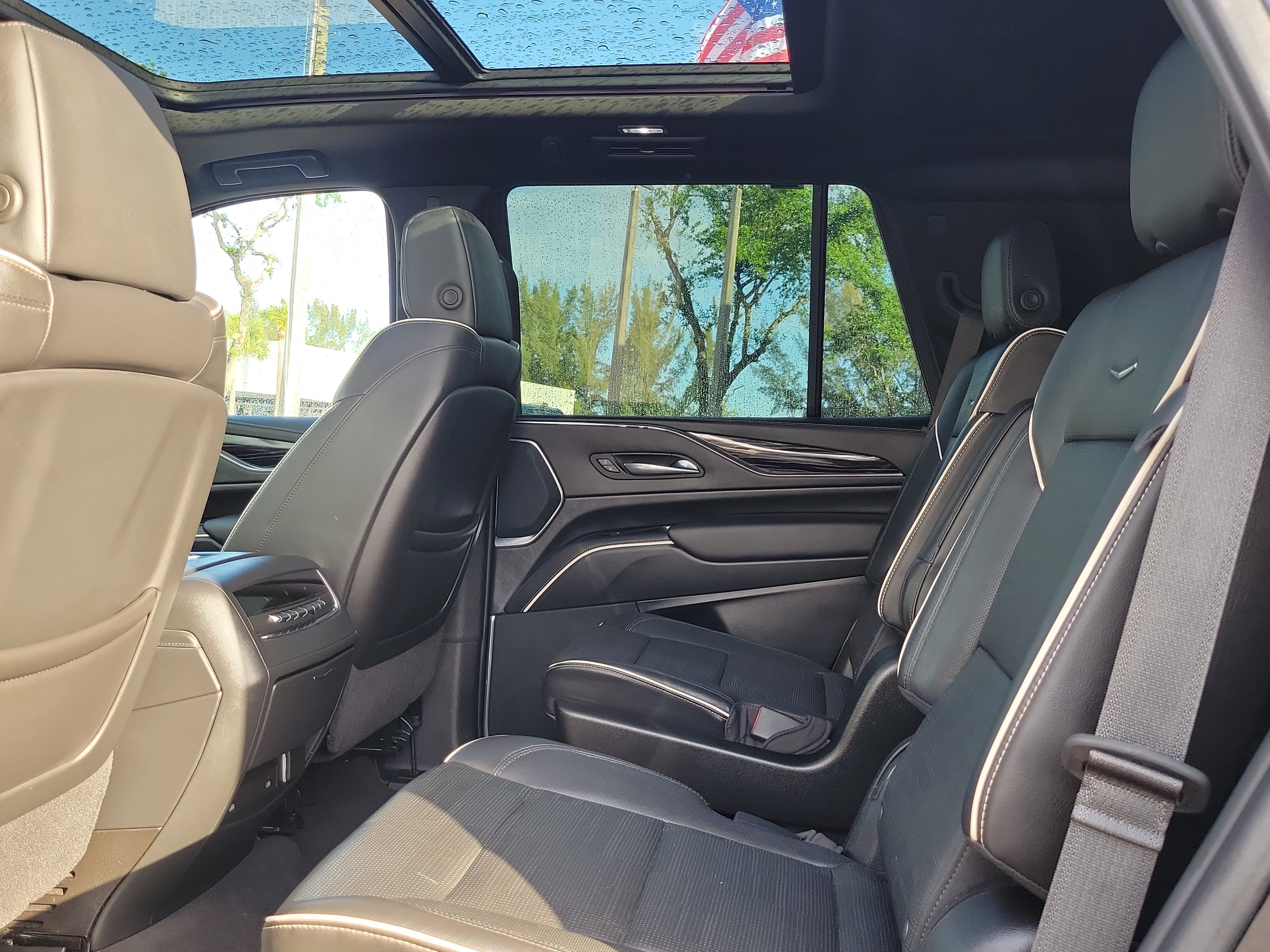 Used 2021 Cadillac Escalade Sport w/ Driver Assist Tech Package image 15