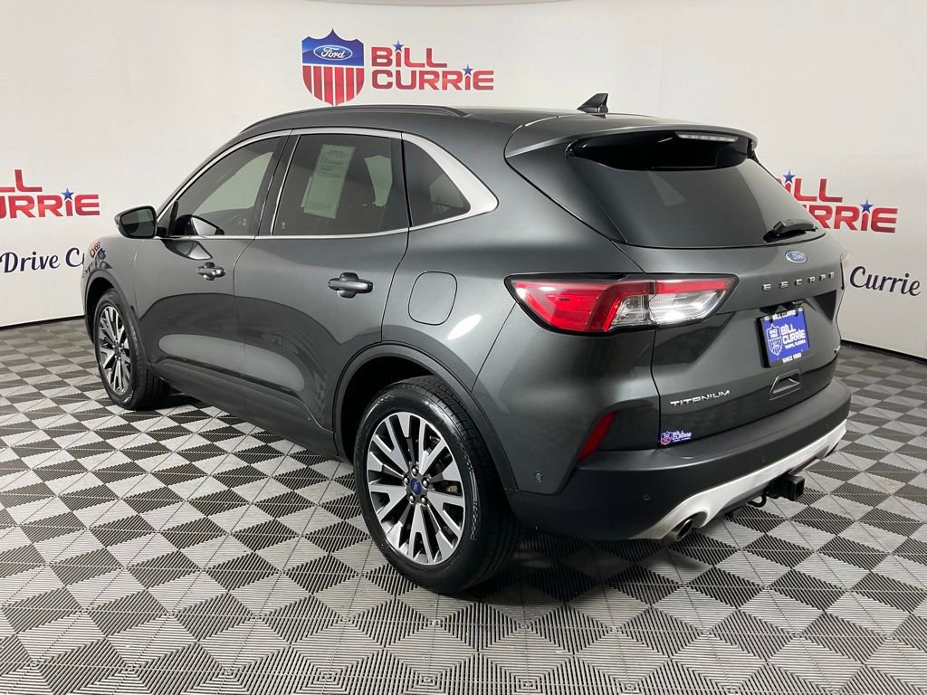 Used 2020 Ford Escape Titanium image 5