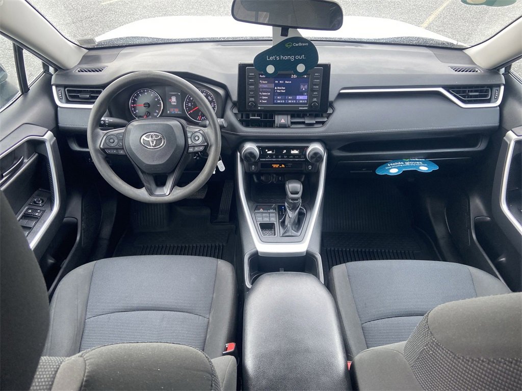 Used 2022 Toyota RAV4 LE image 20