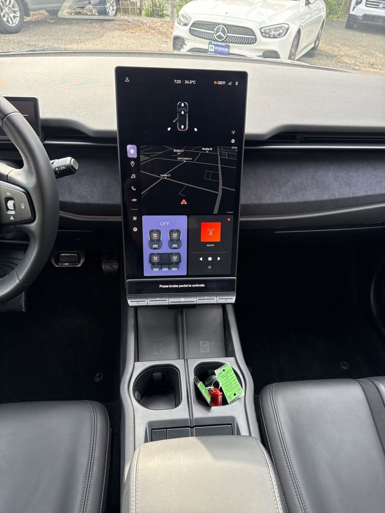 Used 2023 Fisker Ocean Extreme AWD/4WD image 28