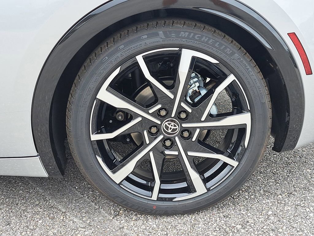 New 2026 Toyota Prius XSE image 5