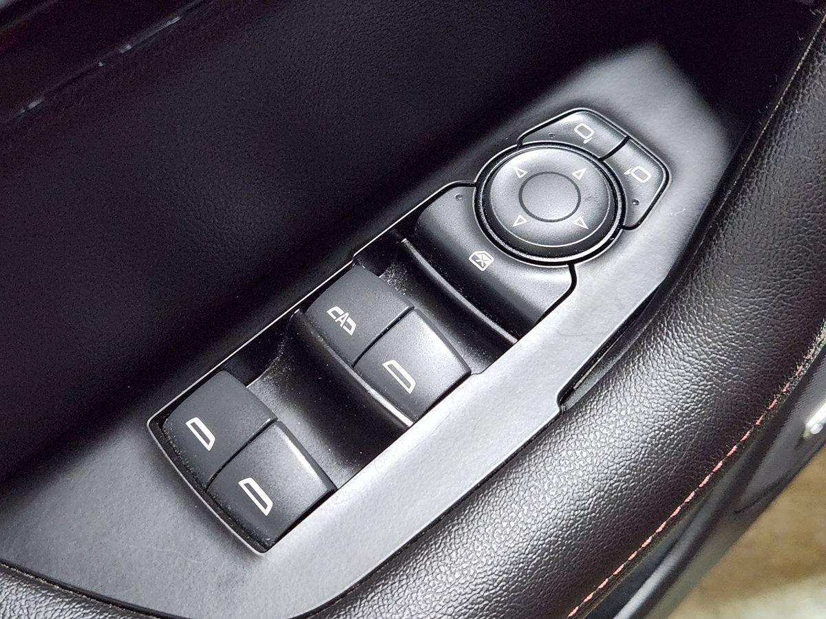 Used 2021 Chevrolet Blazer RS w/ Enhanced Convenience Package FWD image 44